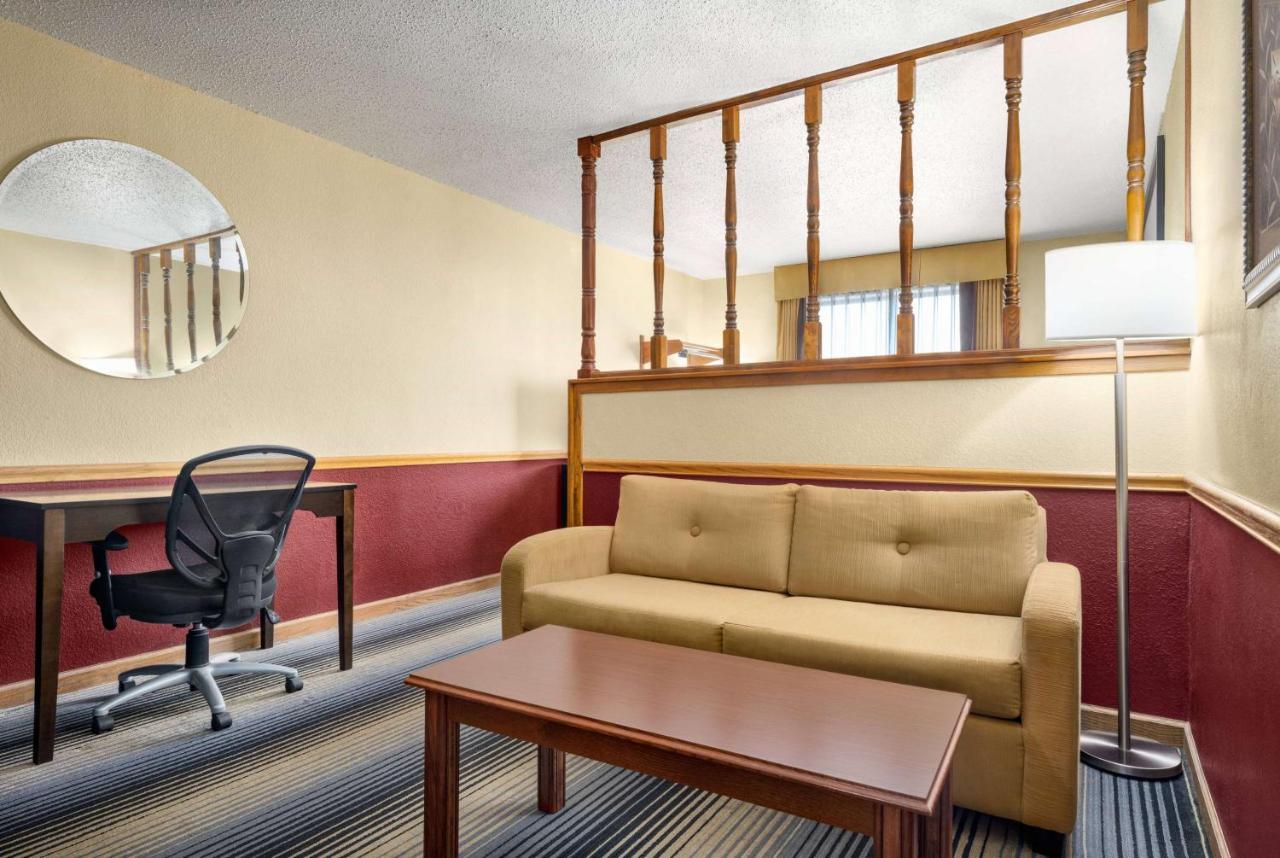 Super 8 By Wyndham Maysville Ky Exterior foto